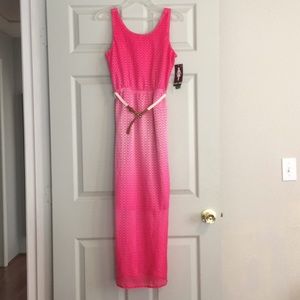 Pink ombré lace maxi dress